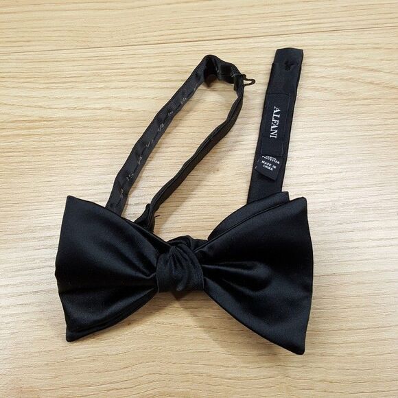 ALFANI Mens Bow Tie Solid Black Satin Pre-Tied - Picture 1 of 4